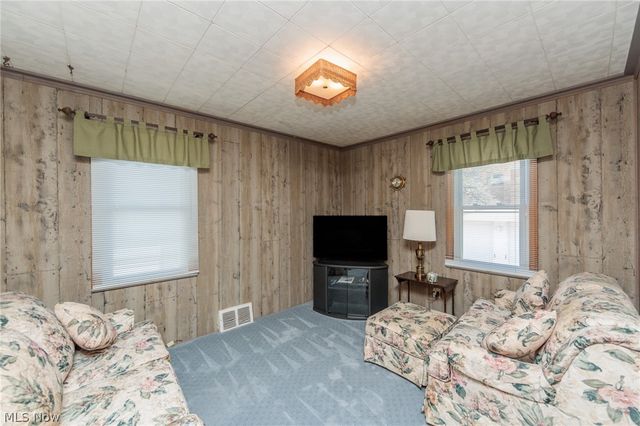 6025 E 135th Street, Garfield Heights, OH 44125