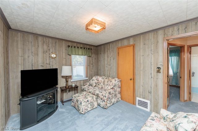 6025 E 135th Street, Garfield Heights, OH 44125