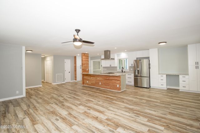 1 Bogie Drive, Whispering Pines, NC 28327