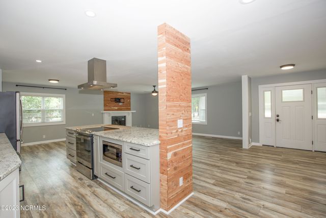 1 Bogie Drive, Whispering Pines, NC 28327