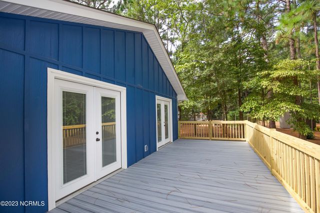 1 Bogie Drive, Whispering Pines, NC 28327
