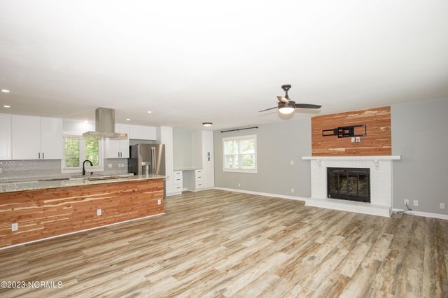 1 Bogie Drive, Whispering Pines, NC 28327