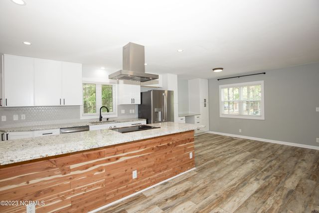 1 Bogie Drive, Whispering Pines, NC 28327