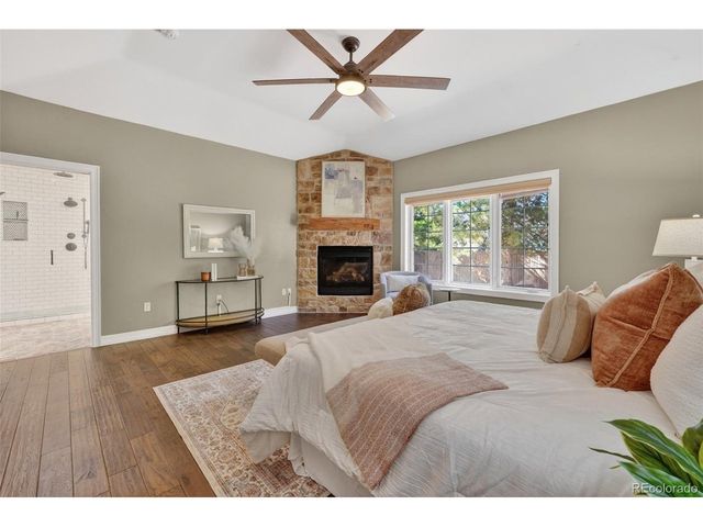 25 Blue Heron Dr, Thornton, CO 80241