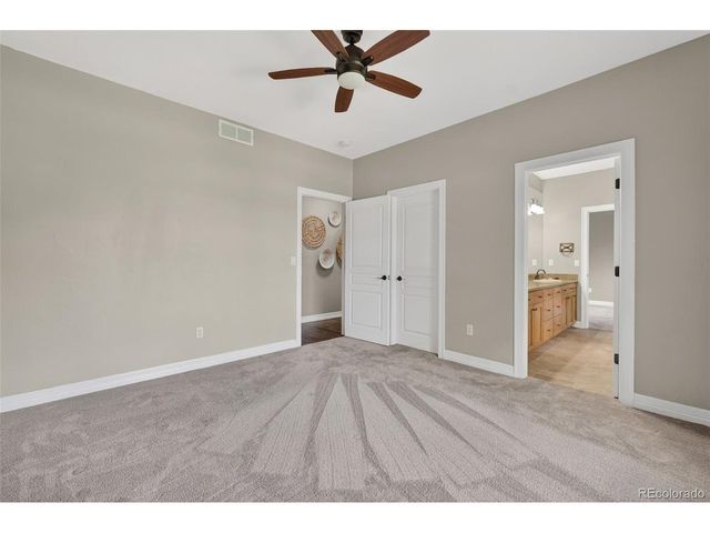 25 Blue Heron Dr, Thornton, CO 80241