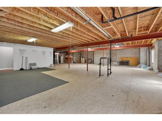 25 Blue Heron Dr, Thornton, CO 80241