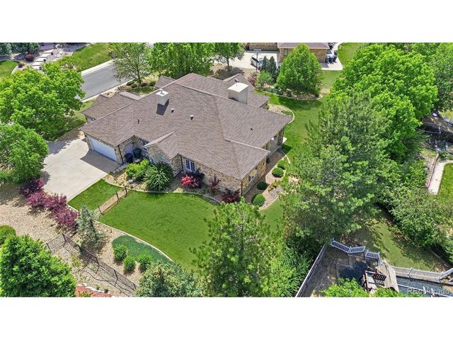 25 Blue Heron Dr, Thornton, CO 80241