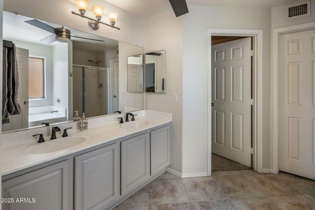 2120 E VISTA BONITA Drive, Phoenix, AZ 85024