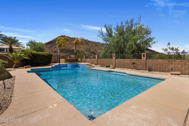 2120 E VISTA BONITA Drive, Phoenix, AZ 85024