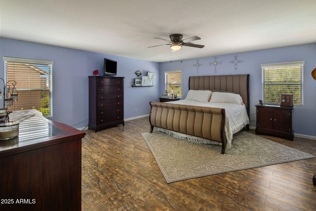 2120 E VISTA BONITA Drive, Phoenix, AZ 85024