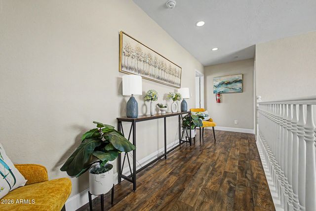 2837 W UNION HILLS Drive, Phoenix, AZ 85027