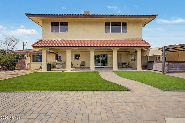 2837 W UNION HILLS Drive, Phoenix, AZ 85027