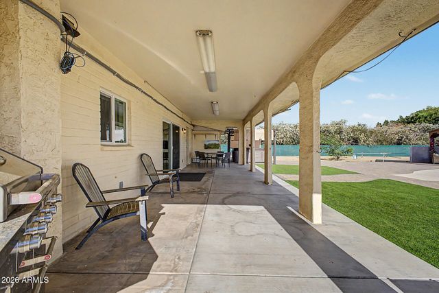 2837 W UNION HILLS Drive, Phoenix, AZ 85027