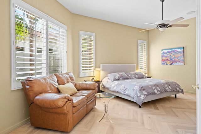 872 Mission Creek Drive, Palm Desert, CA 92211