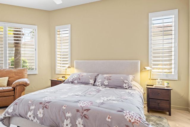 872 Mission Creek Drive, Palm Desert, CA 92211