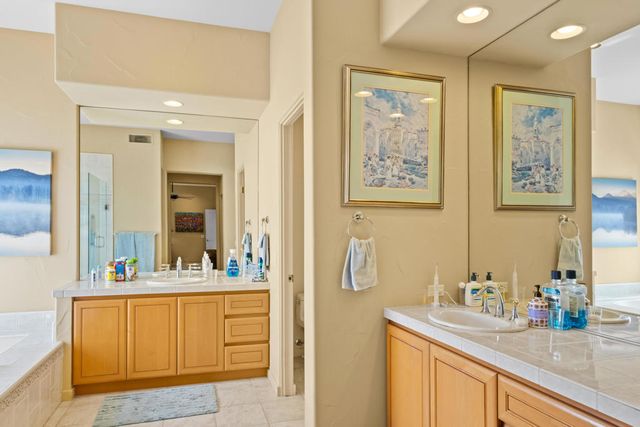 872 Mission Creek Drive, Palm Desert, CA 92211