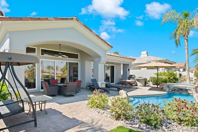 872 Mission Creek Drive, Palm Desert, CA 92211