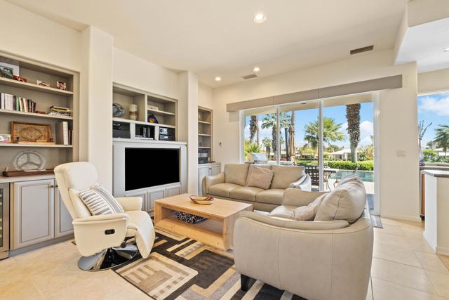 872 Mission Creek Drive, Palm Desert, CA 92211