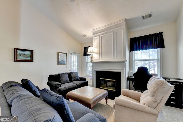 181 Camry Lane, Grayson, GA 30017