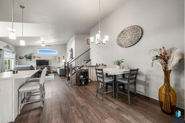6800 E Smyrna Cir Circle, Sioux Falls, SD 57110