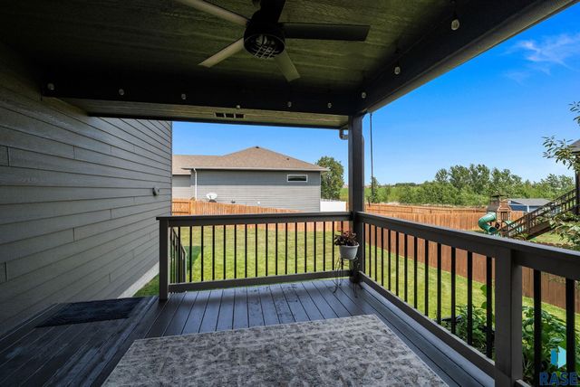 6800 E Smyrna Cir Circle, Sioux Falls, SD 57110