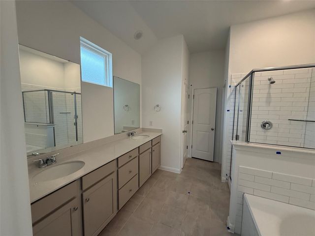 121 Knockout Rose DR, San Marcos, TX 78666