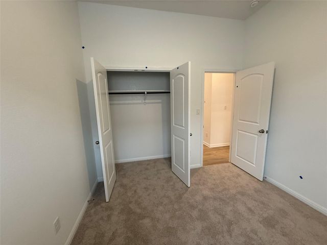 121 Knockout Rose DR, San Marcos, TX 78666