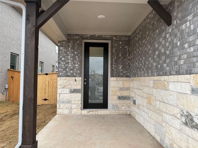 121 Knockout Rose DR, San Marcos, TX 78666