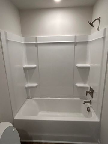 1328 Roadstead Lane, Spartanburg, SC 29306