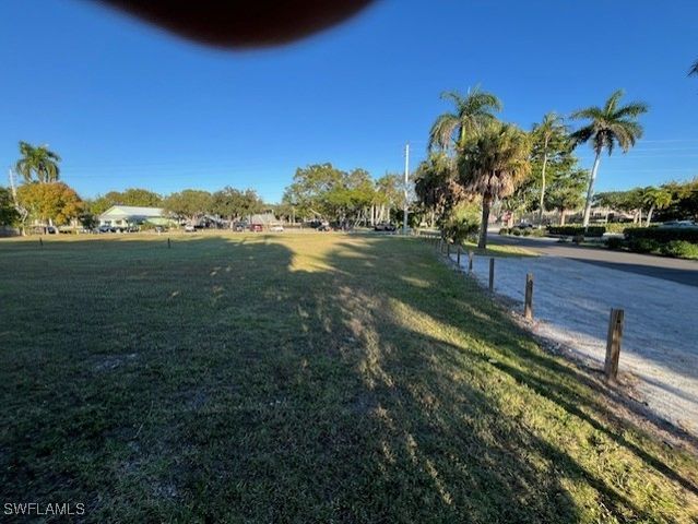 680 Park ST, Naples, FL 34102