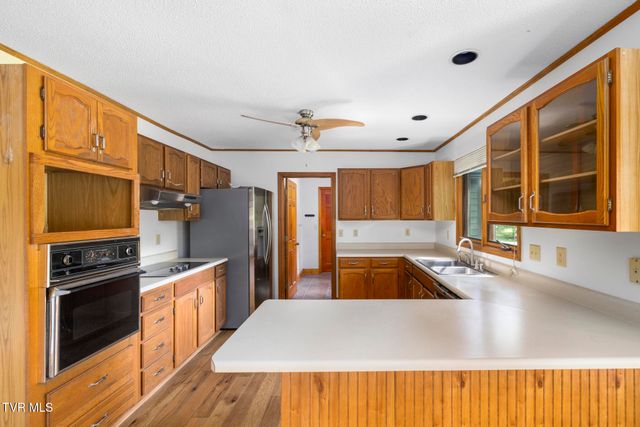 5 Camden Lane, Johnson City, TN 37601