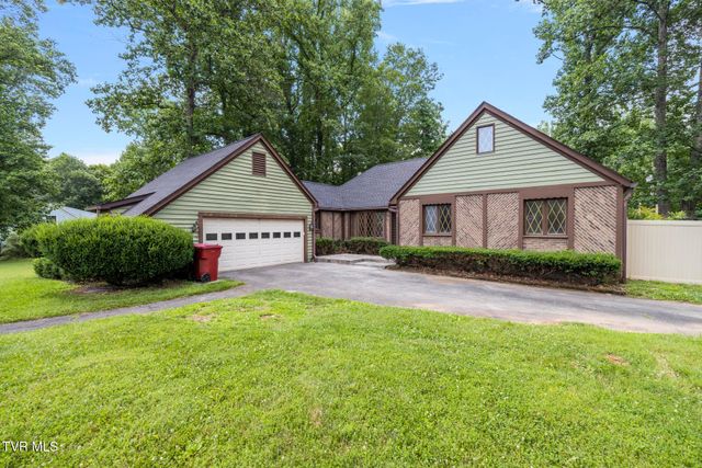 5 Camden Lane, Johnson City, TN 37601