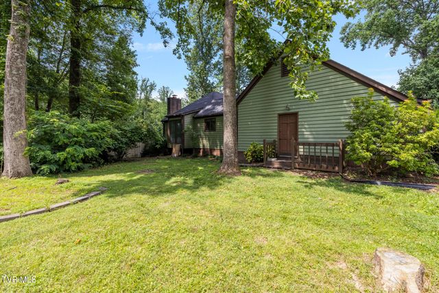 5 Camden Lane, Johnson City, TN 37601