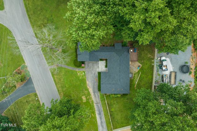 5 Camden Lane, Johnson City, TN 37601