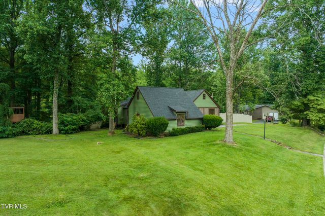 5 Camden Lane, Johnson City, TN 37601