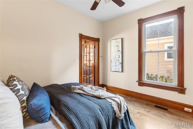 6817 W Park Avenue, St Louis, MO 63139