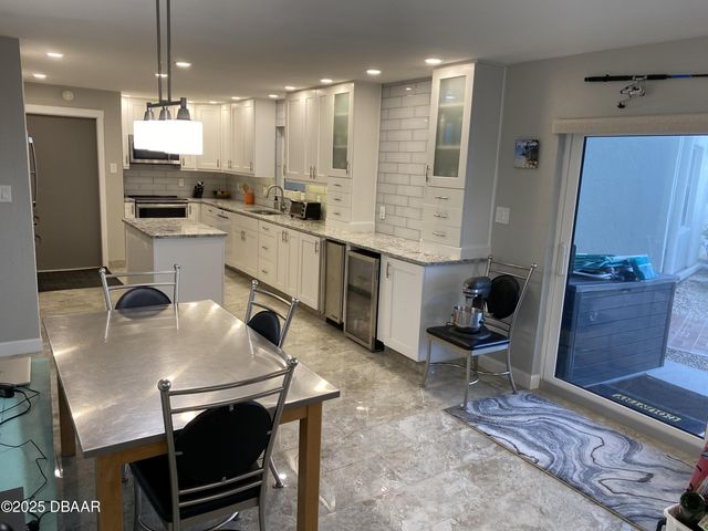 1571 S Atlantic Ave Apt 108, New Smyrna Beach, FL 32169