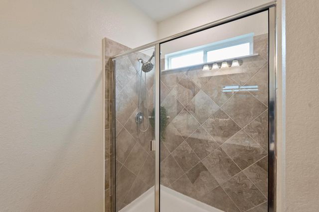 1004 Grand Teton TRL, Taylor, TX 76574