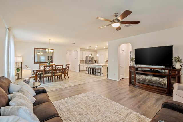 1004 Grand Teton TRL, Taylor, TX 76574