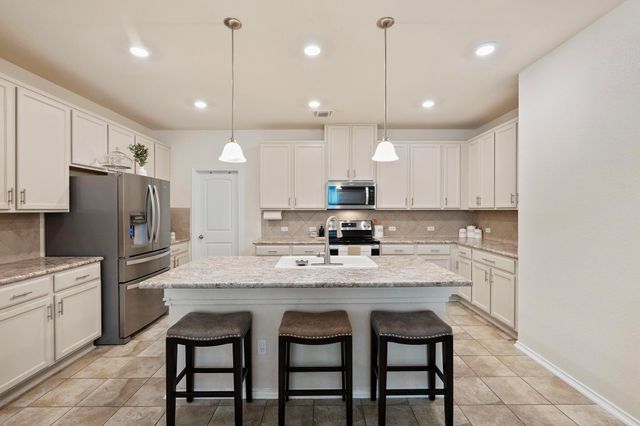 1004 Grand Teton TRL, Taylor, TX 76574