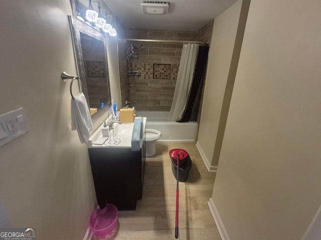 4015 Rockdale Street, Savannah, GA 31405