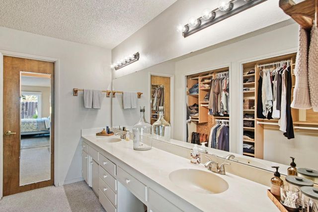 1217 E Sonoma Ave, Modesto, CA 95355