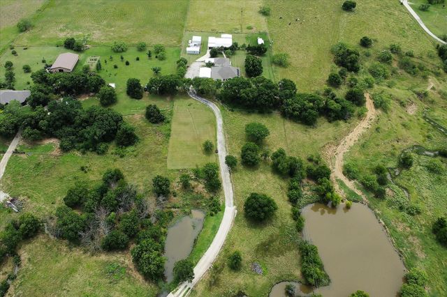 3007 McReynolds Road, Sanger, TX 76266