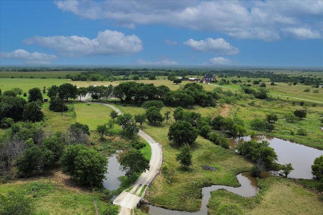 3007 McReynolds Road, Sanger, TX 76266