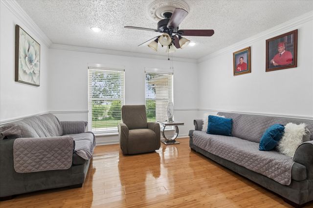 3007 McReynolds Road, Sanger, TX 76266