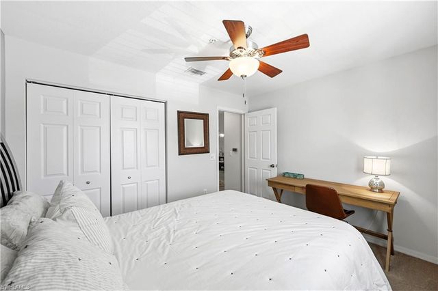 6605 Huntington Lakes CIR 203, Naples, FL 34119