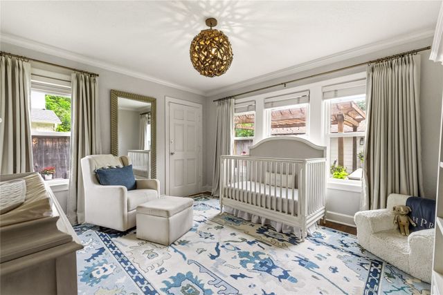 7022 Casa Loma Avenue, Dallas, TX 75214