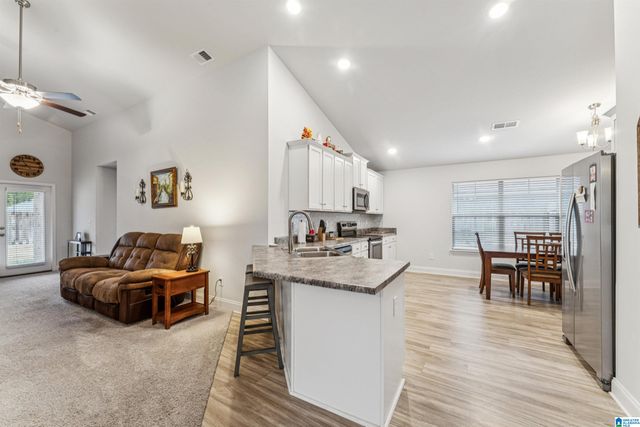 415 BLACK CREEK TRAIL, Margaret, AL 35120