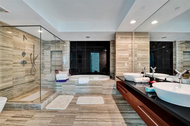 101 S Fort Lauderdale Beach Boulevard 2207, Fort Lauderdale, FL 33316