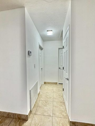 3140 SW 21st Street, Fort Lauderdale, FL 33312